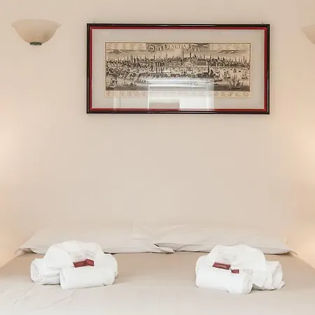 Navona Penthouse *